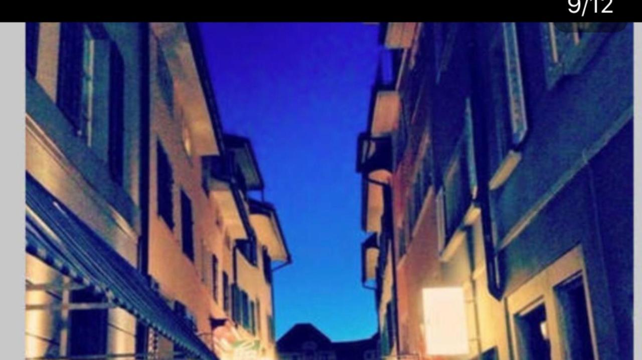 Lindas Beauty Hostel Zurich Bagian luar foto